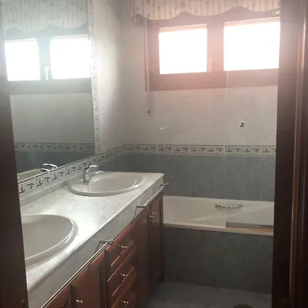 Casa En Oviedo, Urbanizacion La Fresneda *