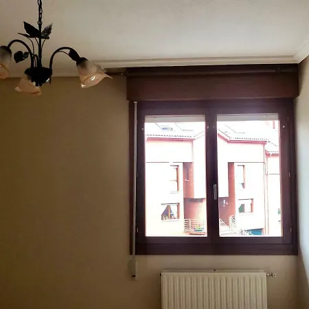 Casa En Oviedo, Urbanizacion La Fresneda Prázdninový dům *