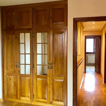 Prázdninový dům Casa En Oviedo, Urbanizacion La Fresneda *
