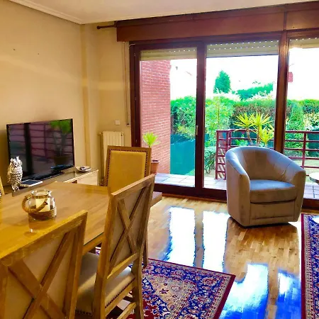 Casa En Oviedo, Urbanizacion La Fresneda Prázdninový dům *