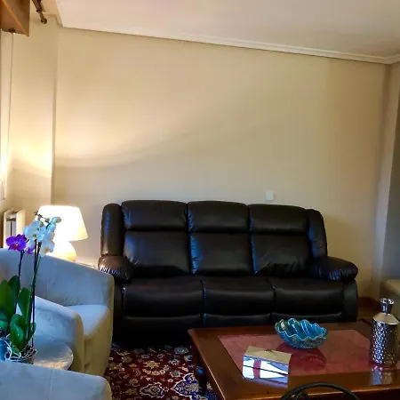 Casa En Oviedo, Urbanizacion La Fresneda Prázdninový dům *